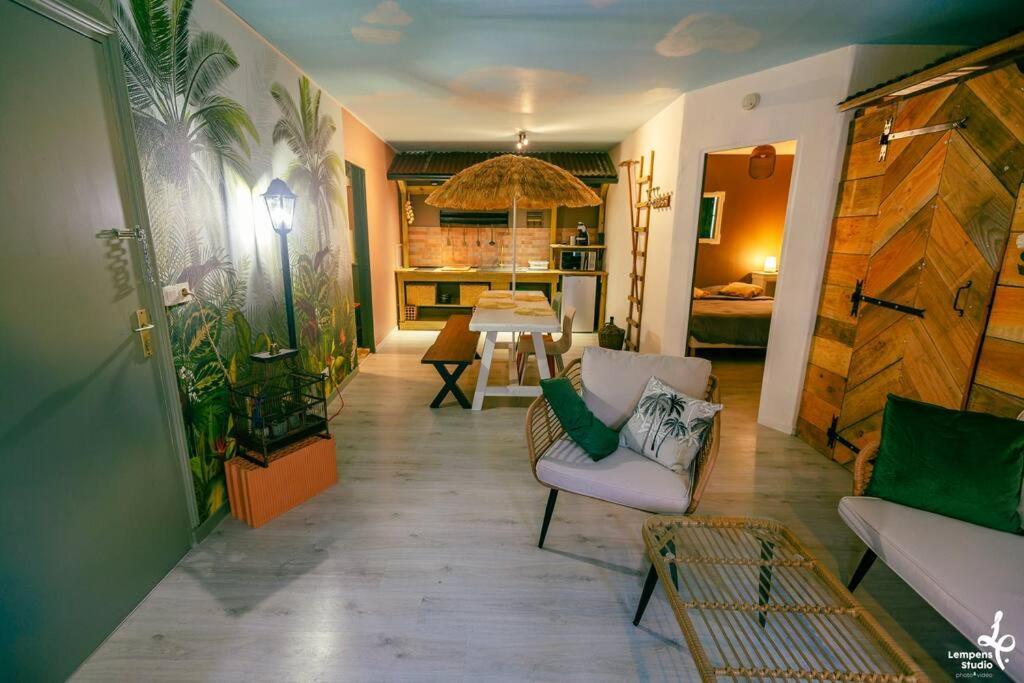 Appartement La Cabane Du Jardin トロワ エクステリア 写真